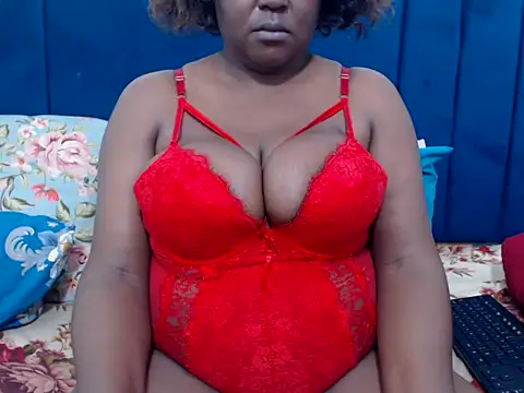 BustyChoc89 online show from June 16, 9:38 pm