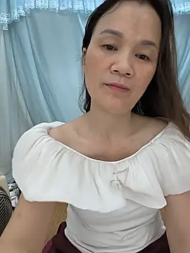 Lye lovely online show from July 13, 1:56 pm