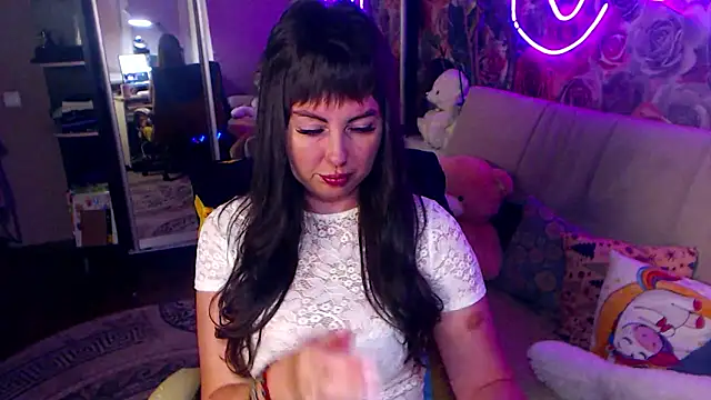 NinaTender22 online show from June 17, 7:37 pm