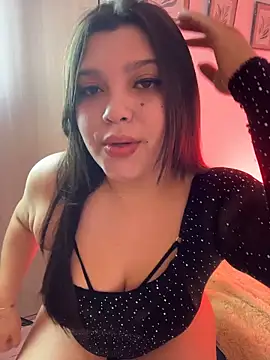 AnnieBonnie666 online show from June 2, 10:38 am
