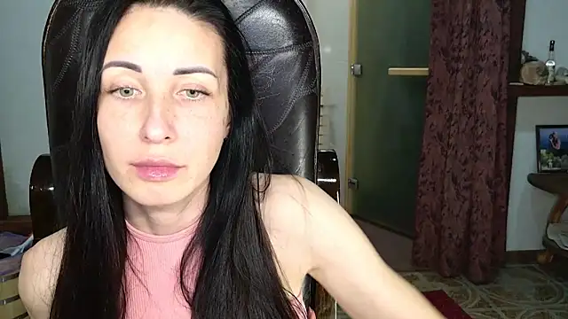 BouncySweety online show from November 13, 8:30 pm