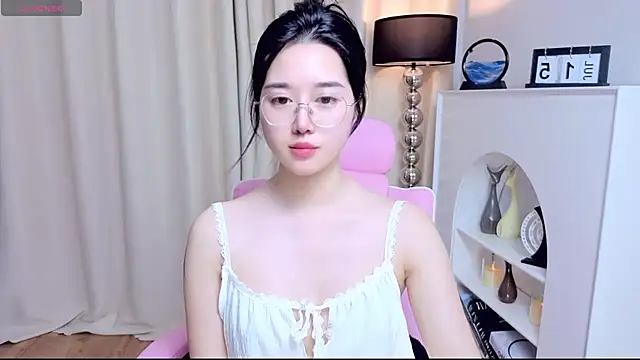 miuu6868 online show from July 15, 10:53 am