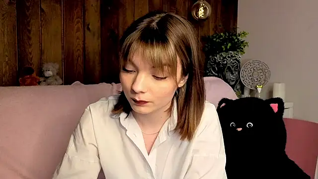 IvoryPesante online show from May 31, 7:59 pm