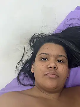 Eumileninha online show from June 1, 10:10 pm