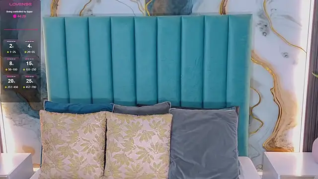 Velvet--Carter online show from June 20, 8:23 pm