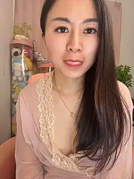 shanshan66666 online show from August 1, 7:10 am