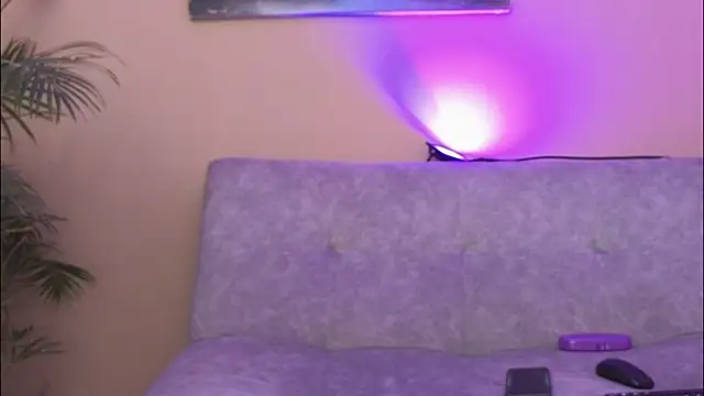 Amy darki online show from June 2, 2:07 pm