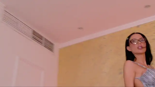 Daniela-Crudu online show from June 28, 4:41 am