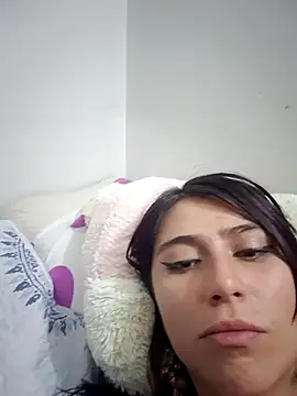 alynnafem online show from July 12, 11:38 pm