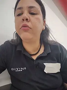 grandotavenus185 online show from June 12, 4:26 pm