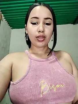 shantall cute online show from June 3, 6:13 pm