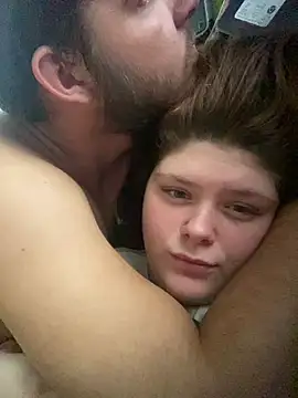 thickchick0925 online show from May 27, 5:32 pm