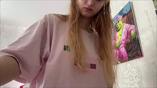 HeIen cute online show from July 12, 4:46 am