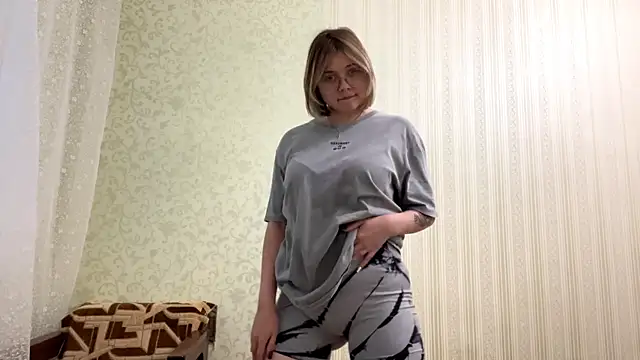 peachpuf online show from July 9, 5:26 pm