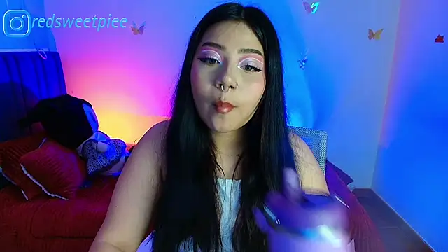 sophierussel online show from August 4, 3:01 am