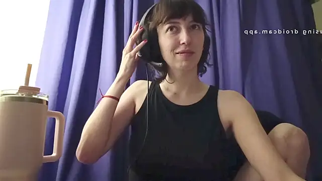 Julixta online show from June 2, 3:29 am