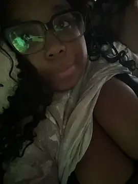 layitinme online show from May 31, 9:49 pm