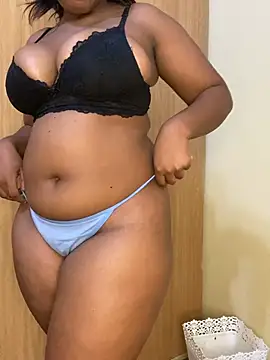 snugllebun online show from June 2, 1:34 pm