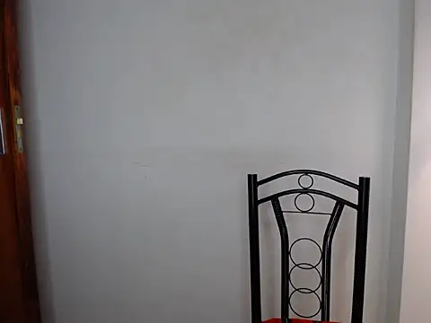 KittyKissess02 online show from June 11, 4:09 am