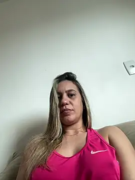 Betinhaalves online show from June 3, 12:50 pm