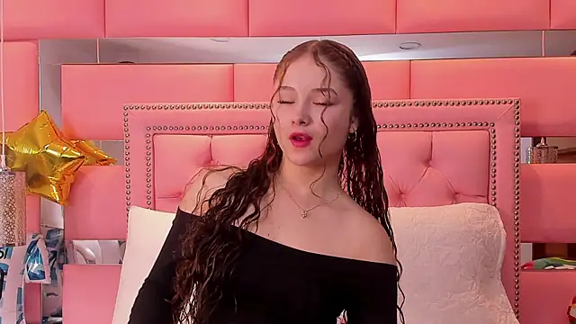 CamilaSaez online show from June 25, 1:13 pm
