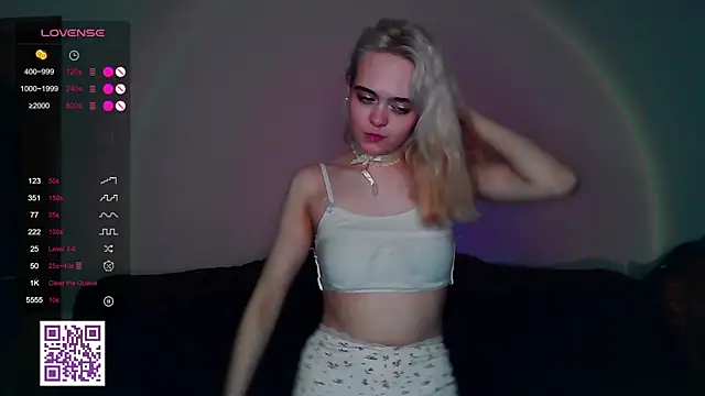 Oxcy Secret online show from June 15, 2:45 am