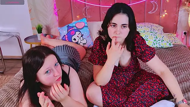 RuthHalll online show from June 13, 1:52 pm