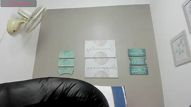 mikaela s3x online show from July 14, 11:42 pm