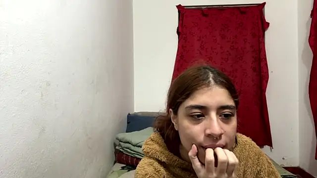 Cherry Luna1 online show from June 13, 3:15 am