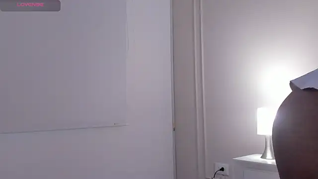 Emma-Velez online show from July 10, 1:33 pm