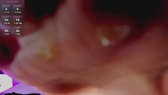misslisseth online show from June 11, 2:33 am