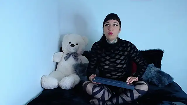 x lilith  online show from July 1, 12:32 am