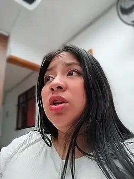 Amber Herrera online show from July 8, 1:02 pm