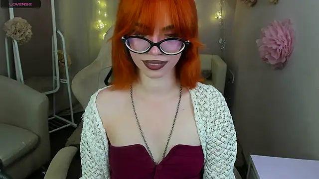 Velvet  Kiss online show from July 19, 8:44 pm