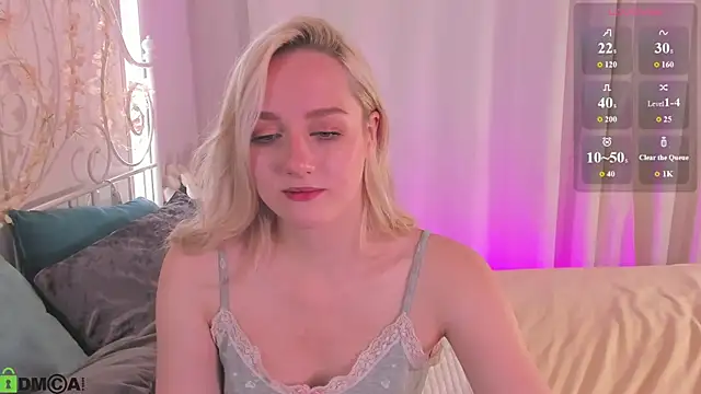 Chloe-Deccer online show from July 26, 1:02 am