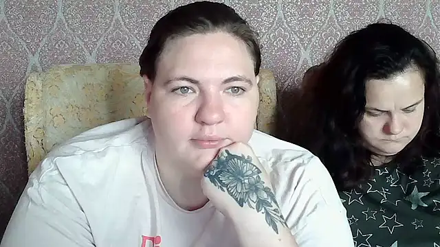 TiaMason online show from June 14, 11:43 am