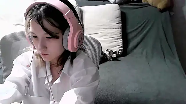 Lilfain baby online show from July 24, 2:26 pm