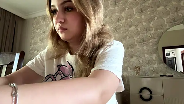 CloudyFoxy online show from July 29, 10:37 am