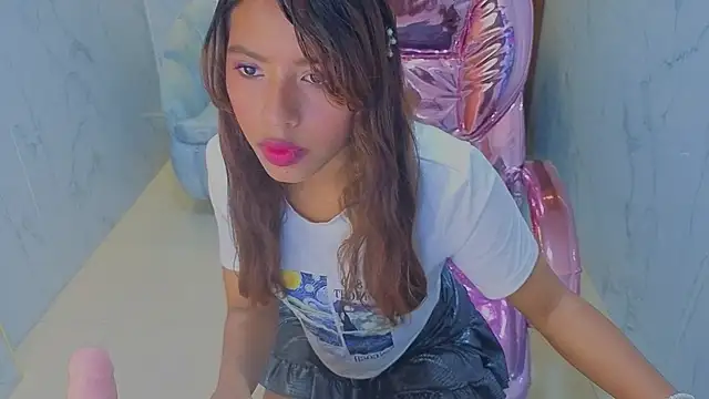lisa s1 online show from June 13, 8:06 pm