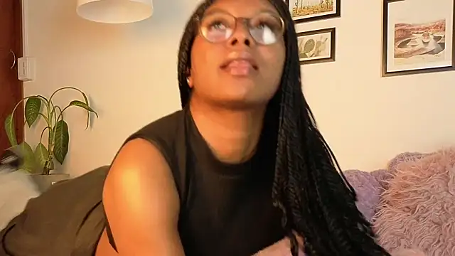 Victoria-Jacksonn online show from June 24, 8:41 pm