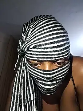 ruthlessbaddie online show from June 12, 4:26 pm