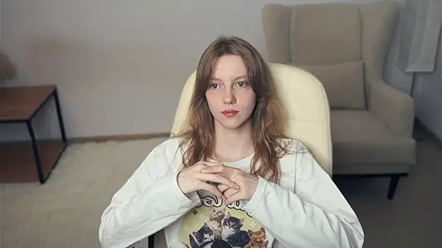 EviaStull online show from June 15, 10:48 am