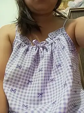 Emma-cutee online show from June 14, 11:49 pm