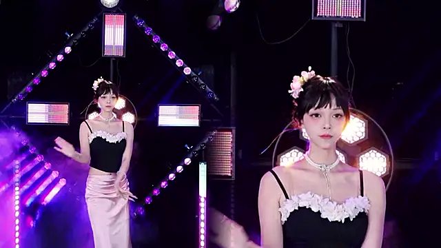 Alice-520 online show from July 4, 10:55 am
