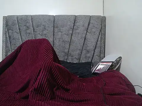 m0n sta online show from July 14, 4:39 am