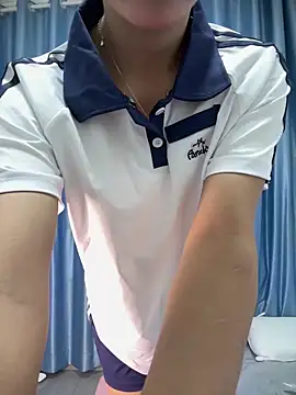 xiaoluoli06 online show from June 22, 9:50 am
