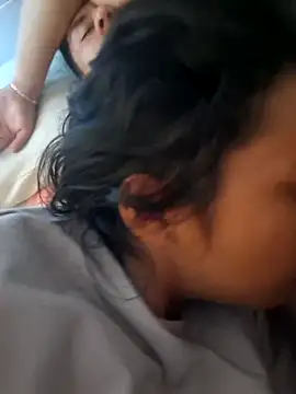 sophiagomezx online show from July 20, 1:35 pm