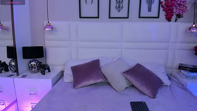 Chloe  fox  online show from July 31, 3:29 am