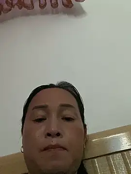Loly hana online show from August 4, 11:55 pm