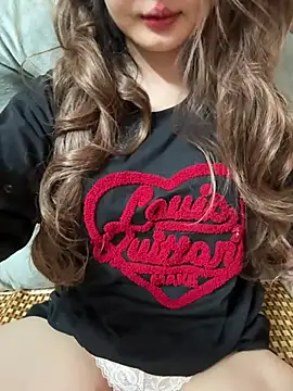 Rabbit-Cute online show from June 19, 9:18 pm